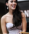 32231_Megan_Fox_attends_the_Jennifers_Body_Fan_Event_at_Hollywood_and_Highland_-_September_16_2009_617__122_489lo.jpg